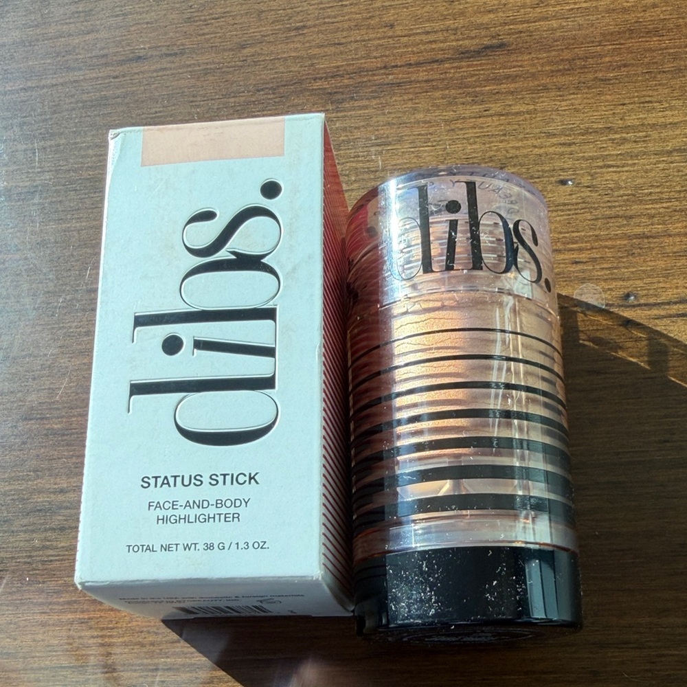 Dibs Status Stick Face and Body Highlighter 1.3oz NIB High Road Highlight